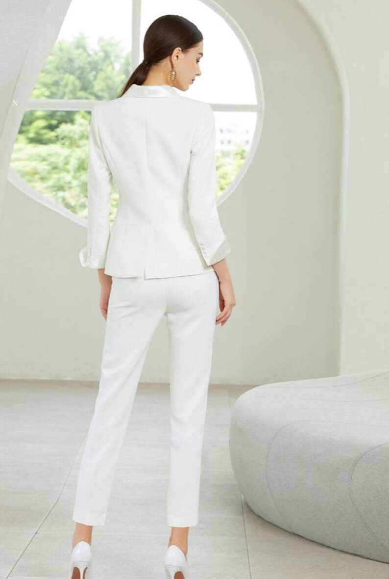 Ladies 2 Piece Pants And Blazer Suit Set 2 Lesbian Wedding Suit - 30 Amazing Lesbian Wedding Suits To Look Stunning On Your Big Day Ladies 2 Piece Pants And Blazer Suit Set 2 Lesbian Wedding Suit - 30 Amazing Lesbian Wedding Suits To Look Stunning On Your Big Day Gay Wedding Guide