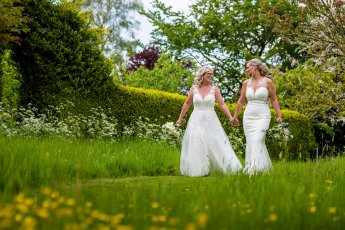 Amanda Emma Wed 481 345X230