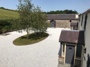 Courtyard 307X230