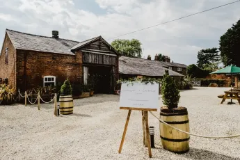 Stables Barn 1 345X230