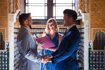Toni Bonet Photographer Two Grooms Celebrant Spain 345X230