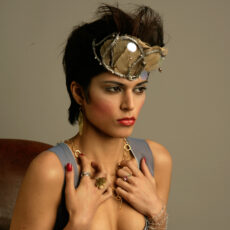 Coco Crown Diva 230X230