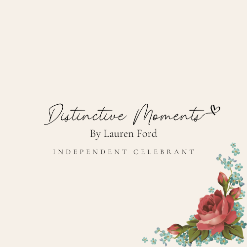 Distinctive Moments Logo