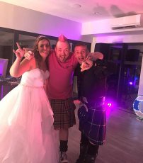 G With Bride Groom 202X230