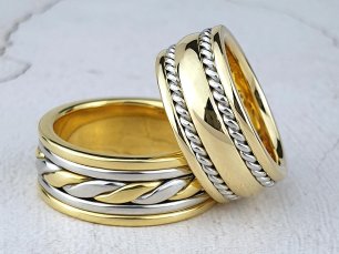 Gold Wedding Rings With Platinum 306X229