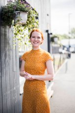 Megsenior Humanistweddingcelebrant Photo Credit Nelly Naylor 153X230