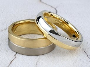 Two Tone Wedding Rings 306X229