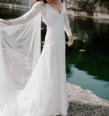 Image00035 217X230