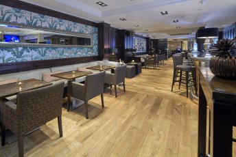 Bar 36 I 344X230