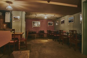 Cellarhire 109 345X230