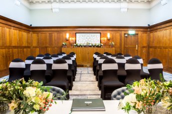 Ceremony Theatre Style 345X230