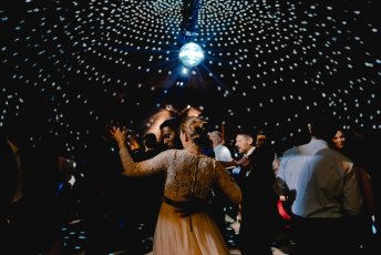 Dancefloor 344X230