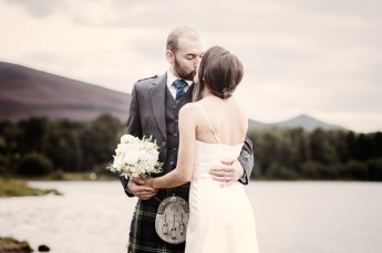 Edinburgh Wedding Photography By Ewan Mathers 2022 10050 345X229