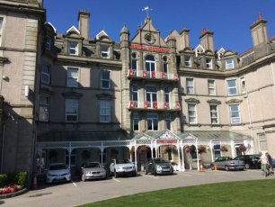 Hotel Front 306X230