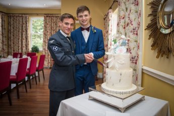 Pm Cake Cutting 2 1 345X230