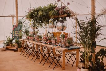 Bespoke At Littleton Manor Table Scape 345X230