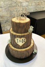 Log Slice Wedding Cake 154X230