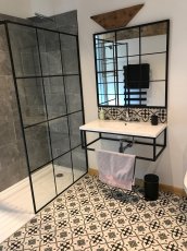 Shower 172X230