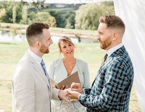 Greentrees Estate Walled Garden Wedding Venue In West Sussex Kelsie Scully Photography 4 1 298X230