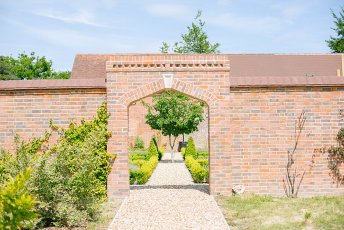Greentrees Estate Wedding Venue In West Sussex Laura Shaw Photography 14 344X230