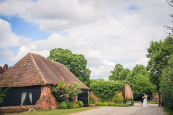32 Leez Priory The Granary Justin Bailey 344X230