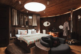 The Love Nest 345X230
