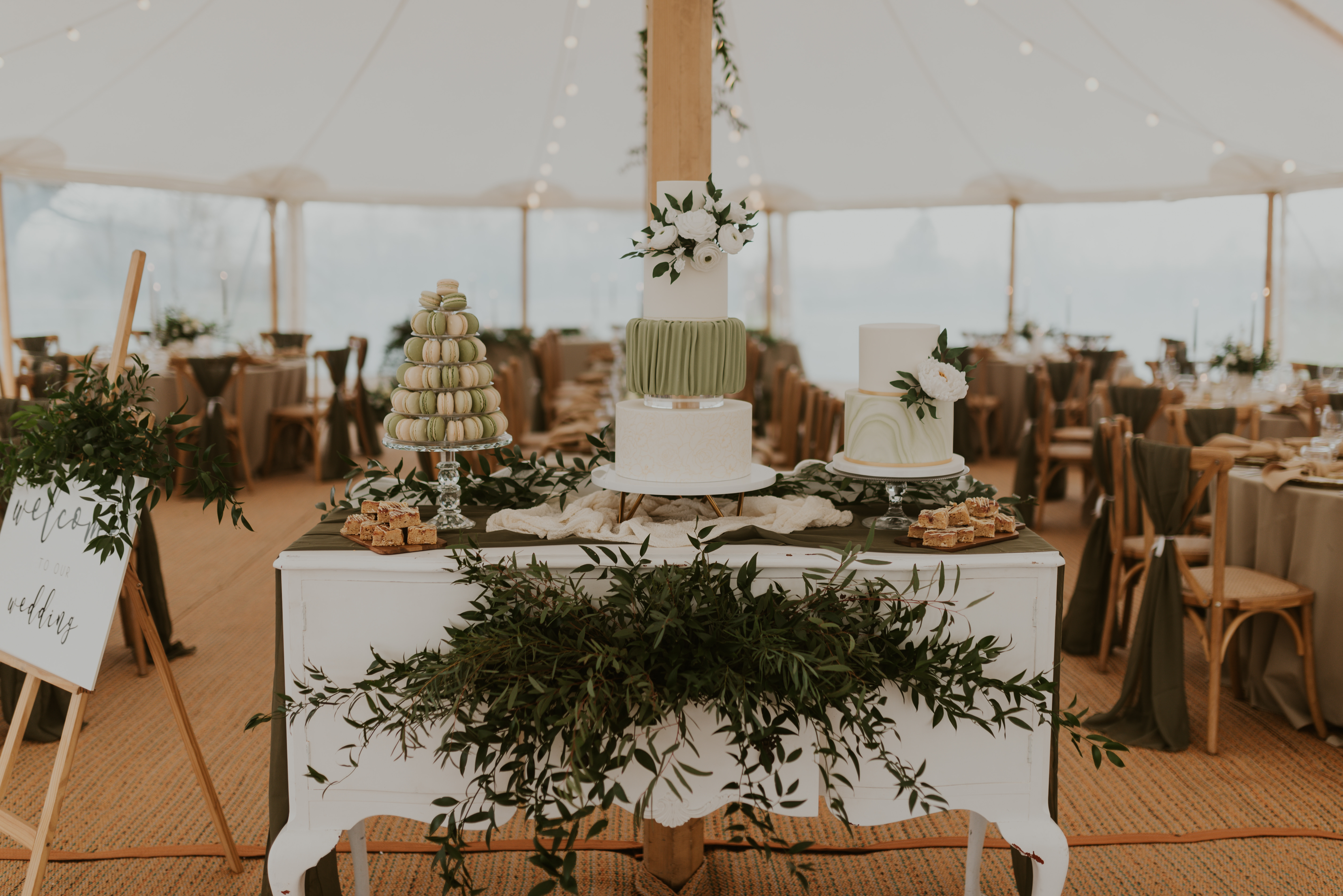 Green White Wedding Cakes