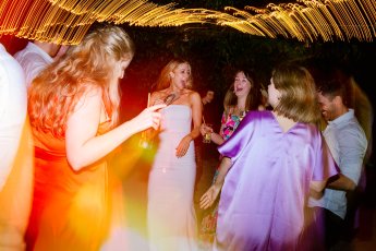 Img 2462 Edit 345X230