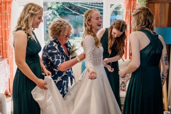 Nottingham Wedding Photography 1 345X230