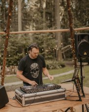 Naked Tipi Dj Party