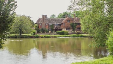 Woodmancote Place