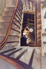 Staircase 153X229