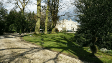 House Drive 380X214