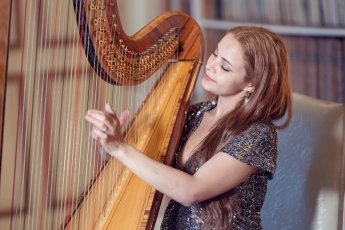 Ceremony Harpist 345X230