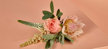 My Lady Garden Pink Rose Buttonhole Flowers Gay Wedding Guide 6 380X174