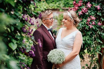 Gay Wedding Directory 008 344X230