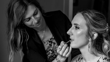 Meghan Thomas Wedding 30 July 2023 The Hare And Houndstetbury By Stewart Macpherson Photography Hair Airbrush Makeup By Jackie Jax Glam Beauty 380X213