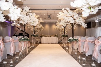 Worsley Suite Ceremony Setup 345X230