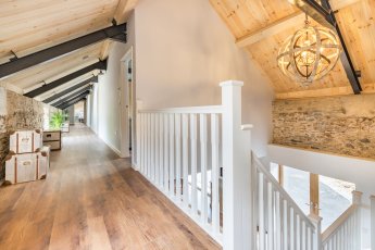 Great Barn Accommodation 345X230