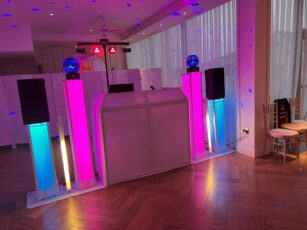 Salcombe Harbour Wedding Celebration 307X230