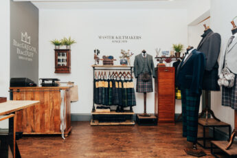 Dsc1520 Edit - Macgregor And Macduff Dsc1520 Edit 345X230