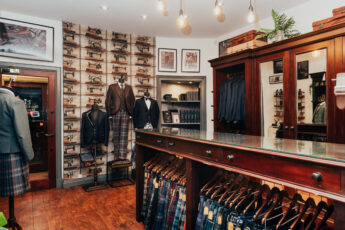 Dsc1550 - Pages Dsc1550 345X230